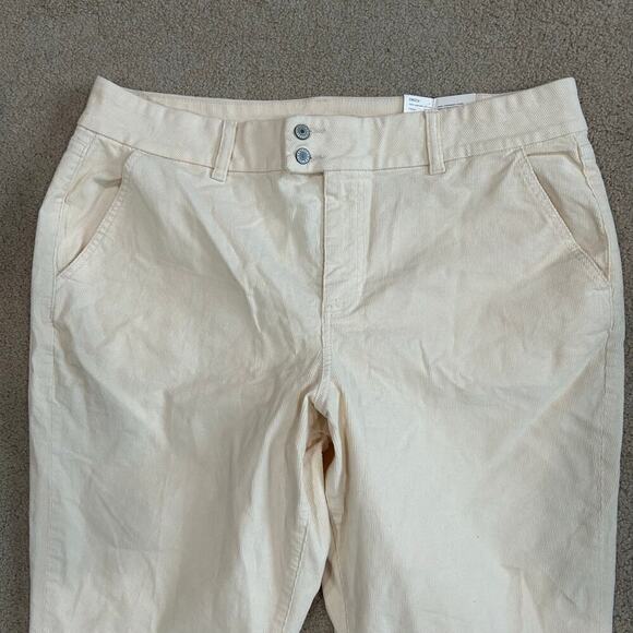NWT American Eagle Stretch Cream Curvy High Rise Kick Boot Corduroy Pants Sz 20 - Picture 3 of 7